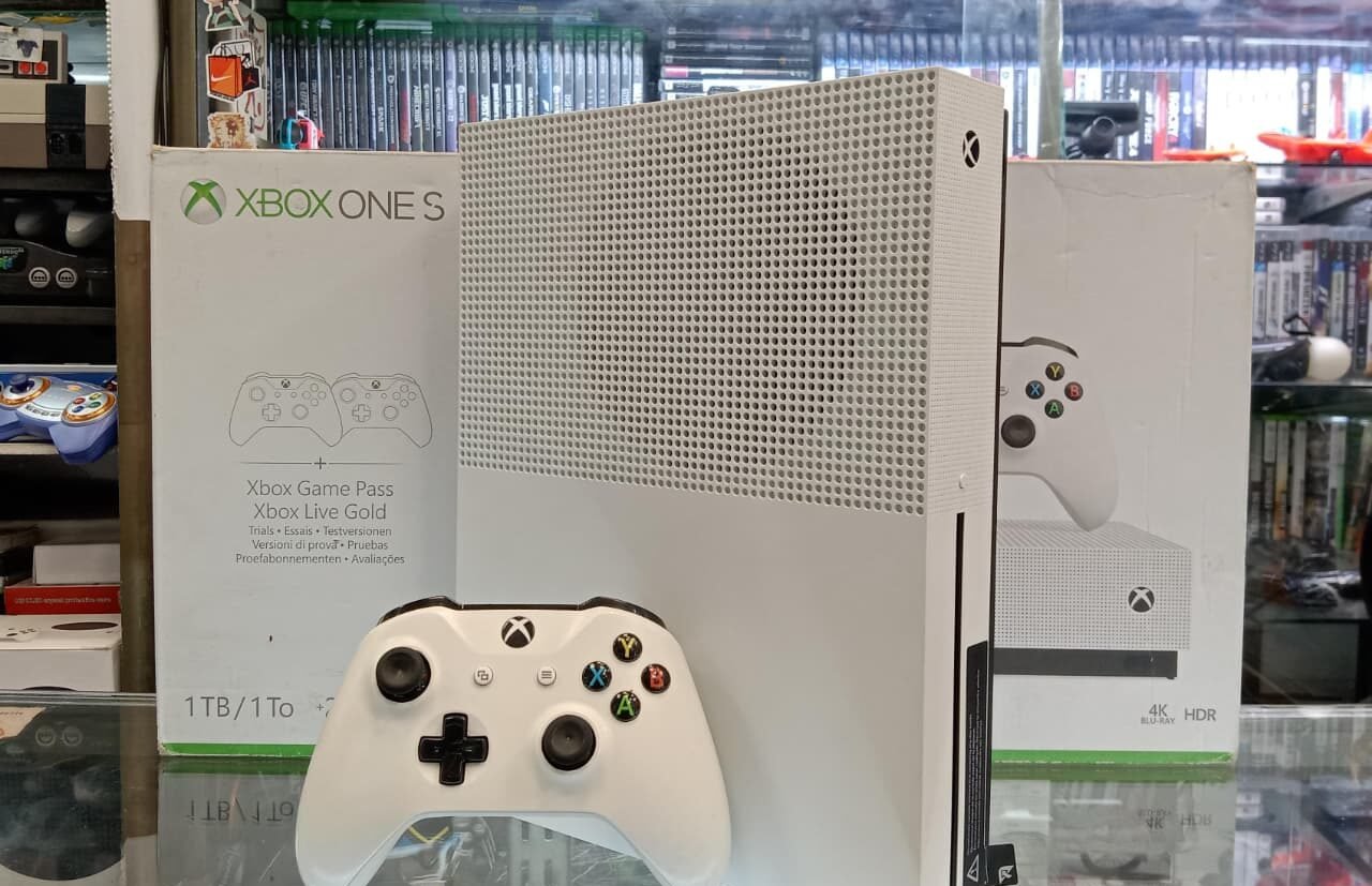 Xbox One S